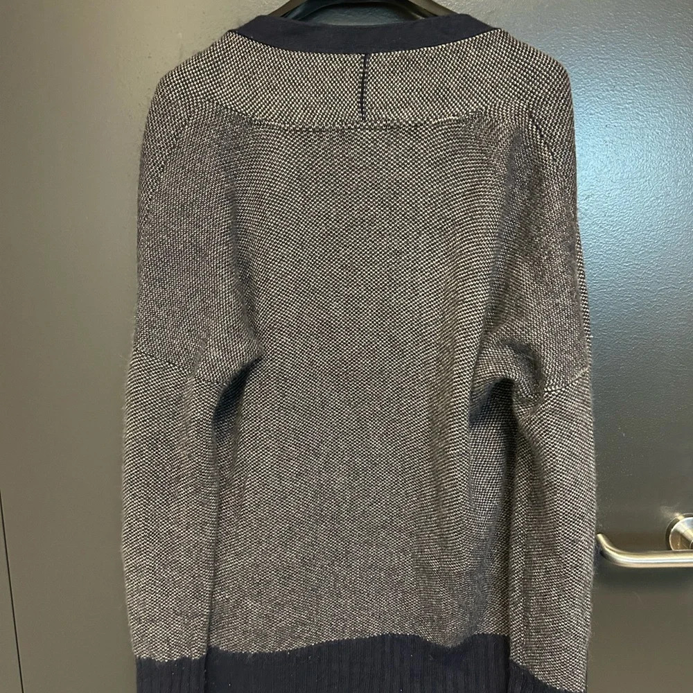 Talula Aritzia oversized baggy boyfriend cardigan size S excellent cond. - Picture 3 of 13